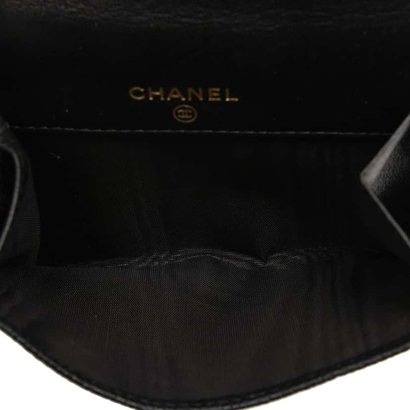 Chanel CC Caviar Compact Wallet Black Leather Very good condition - Model View