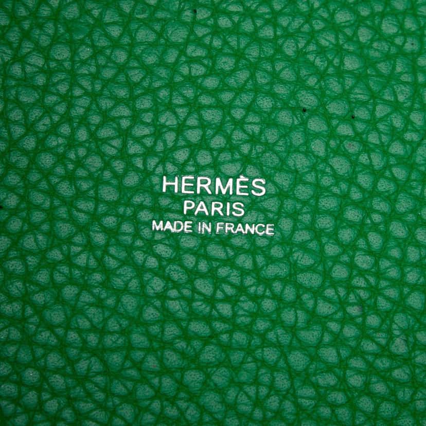 Hermès Clemence Picotin Lock 18 Green Leather Very good condition - Box View