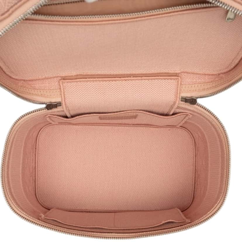 Dior Diortravel Canvas Cannage D Lite Vanity Case Pink Very good condition - Model View