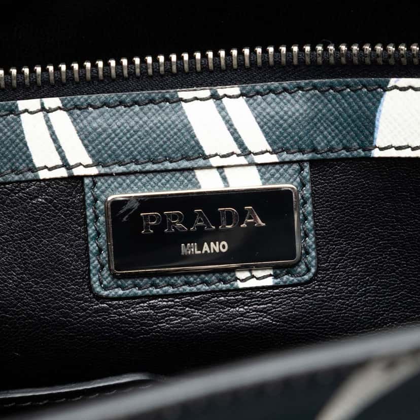 Prada Saffiano Hawaiian Print Tote Green Leather Very good condition - Box View
