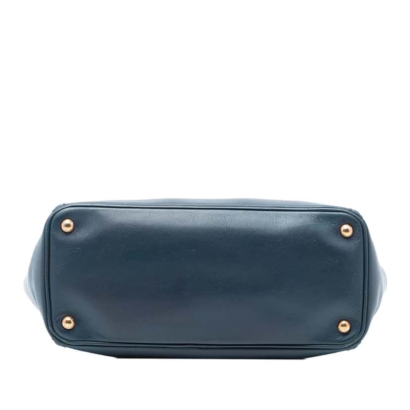 Prada Large Visone City Calf Double Handle Shopping Tote Blue Leather Very good condition - Inside View