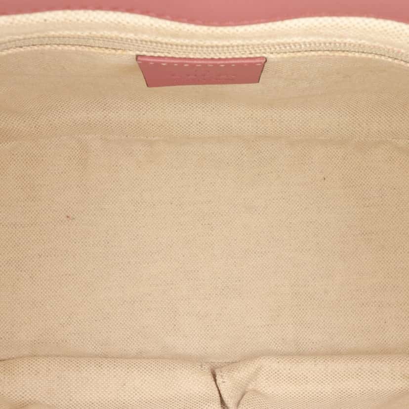 Gucci Microguccissima Sukey Crossbody Pink Leather Very good condition - Model View