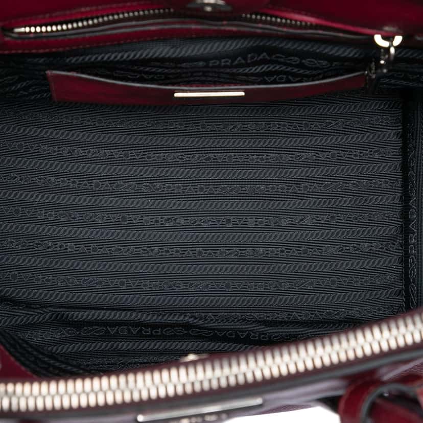 Prada Glace Calf Twin Pocket Satchel Red Leather Very good condition - Model View