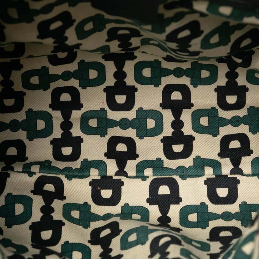 Gucci Medium Pebbled Calfskin Guccissima Trim Signoria Shoulder Bag Black Leather Very good condition - Model View