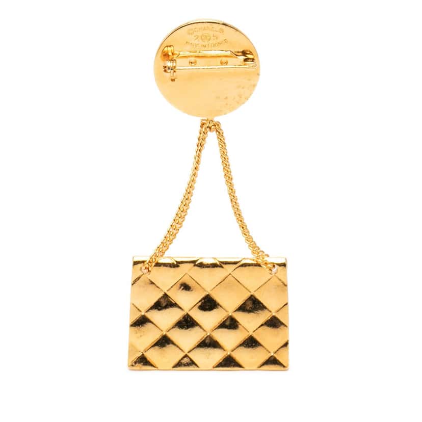 Chanel CC Gold Plated Quilted Flap Bag Medallion Brooch Gold Metal Very good condition - Back View
