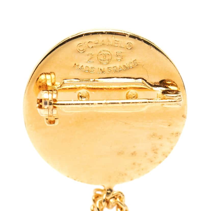 Chanel CC Gold Plated Quilted Flap Bag Medallion Brooch Gold Metal Very good condition - Inside View
