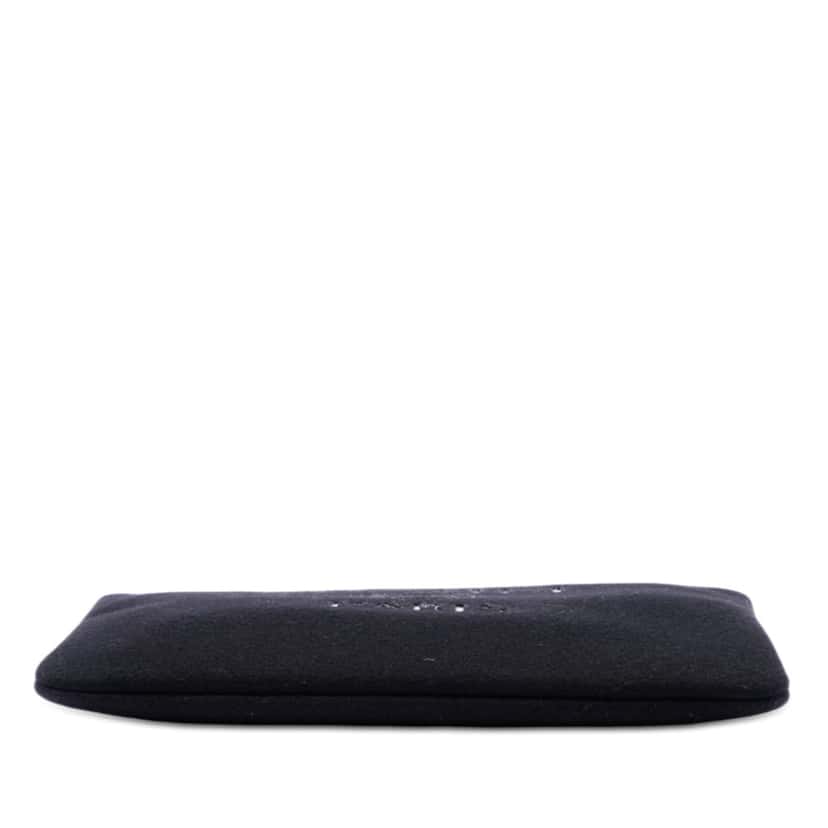 Chanel Large Wool Felt Deauville O Case Clutch Black Very good condition - Inside View