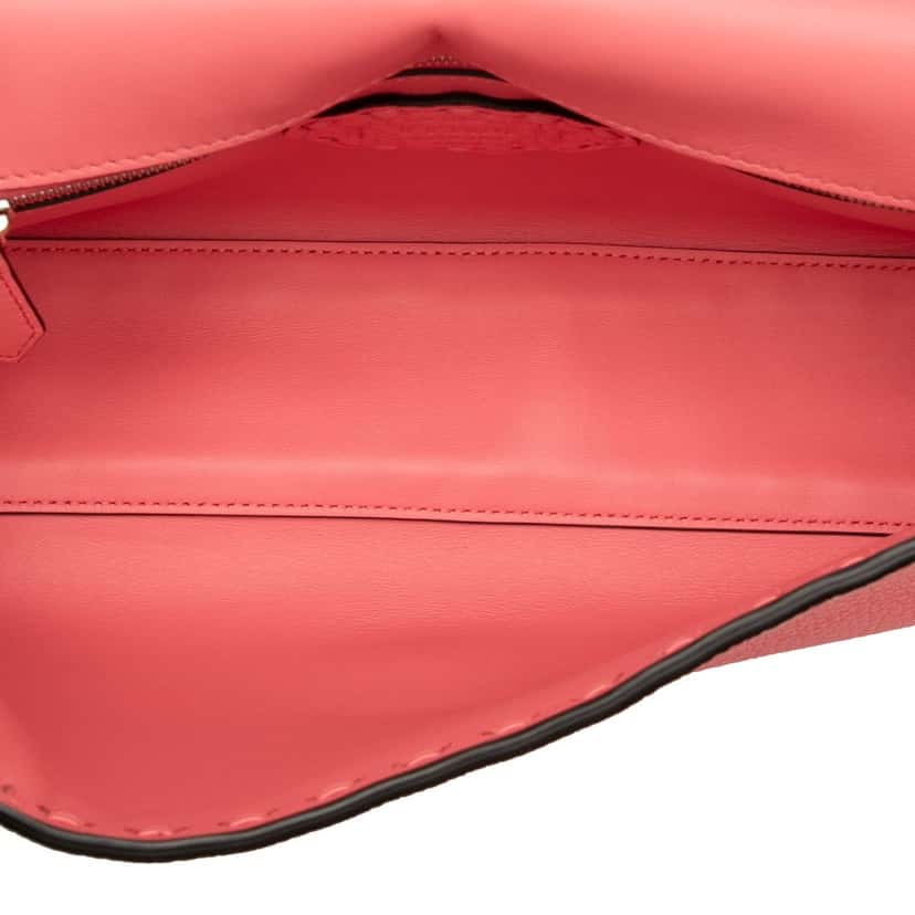 Fendi Leather Selleria Baguette Satchel Pink Leather Very good condition - Model View