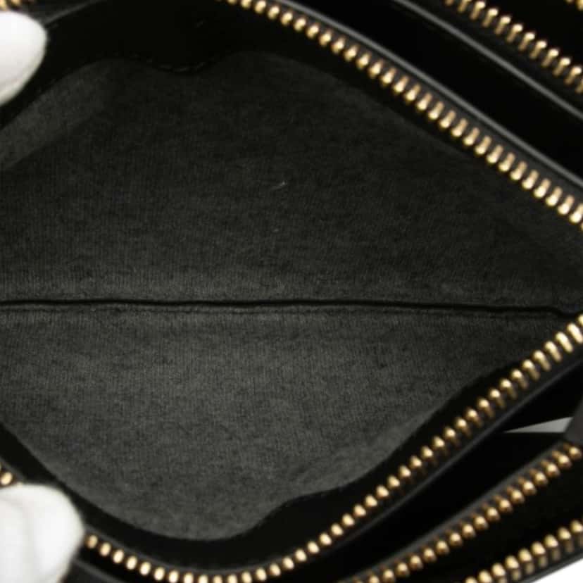 Celine Small Lambskin Trio Crossbody Black Leather Very good condition - Model View