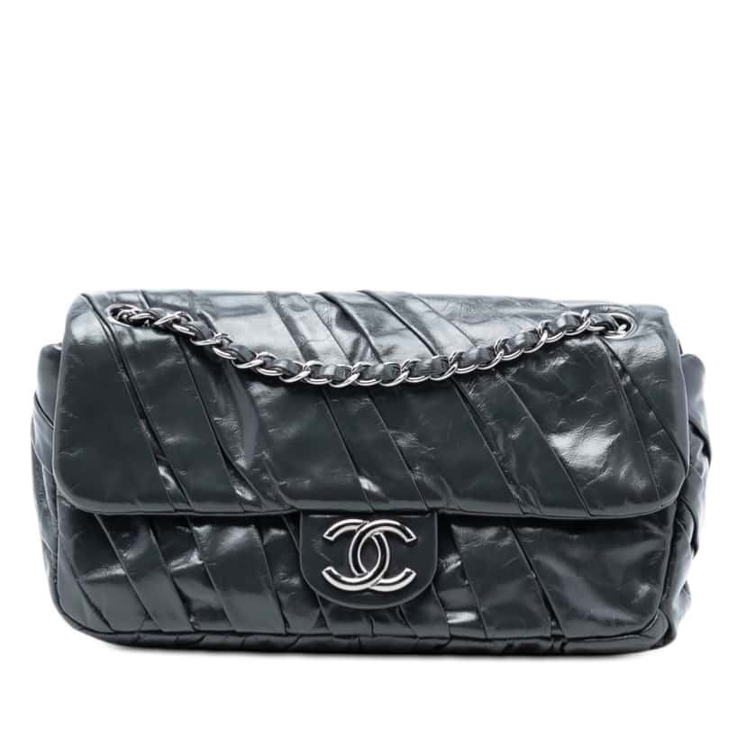 Chanel Medium Glazed Calfskin Twisted Flap Black Leather Very good condition - Front View