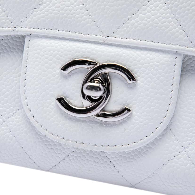 Chanel Jumbo Classic Caviar Single Flap White Leather Very good condition - Box View