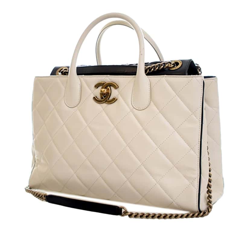 Chanel CC Quilted Calfskin Portobello Tote White Leather Very good condition - Inside View