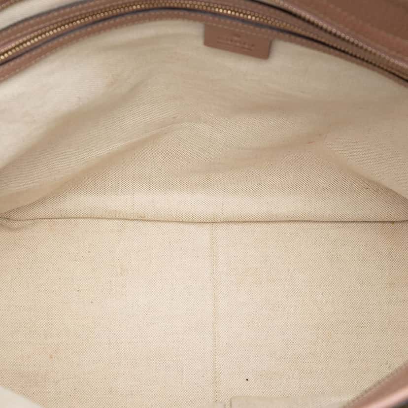 Gucci GG Canvas and Leather Bree Tote Beige Very good condition - Model View