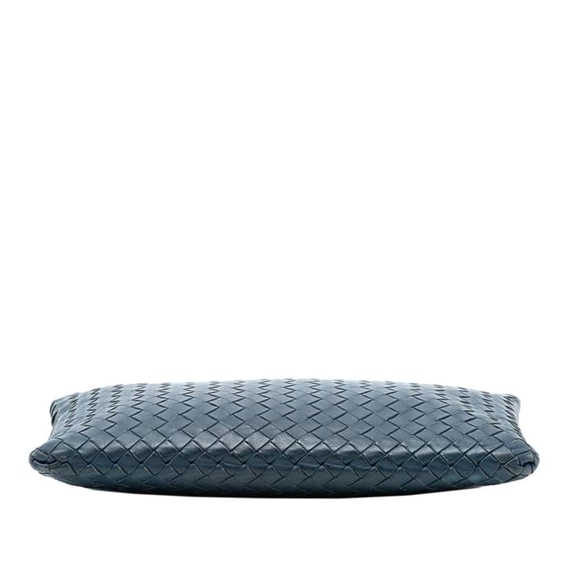 Bottega Veneta Nappa Intrecciato Clutch Blue Leather Very good condition - Inside View