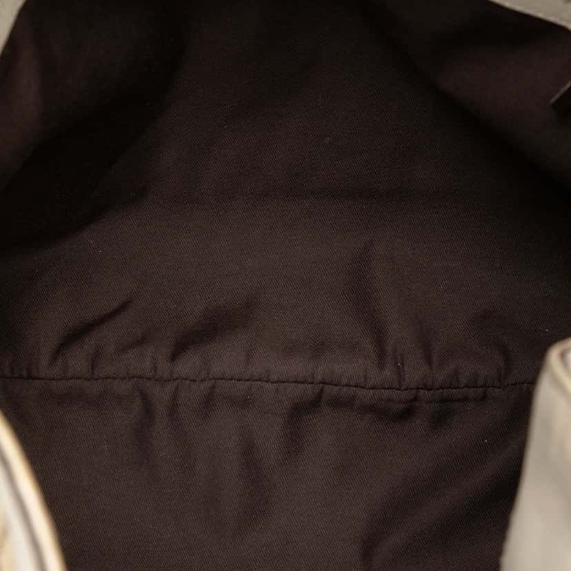 Gucci Medium GG Canvas Bamboo Indy Hobo Beige Very good condition - Model View
