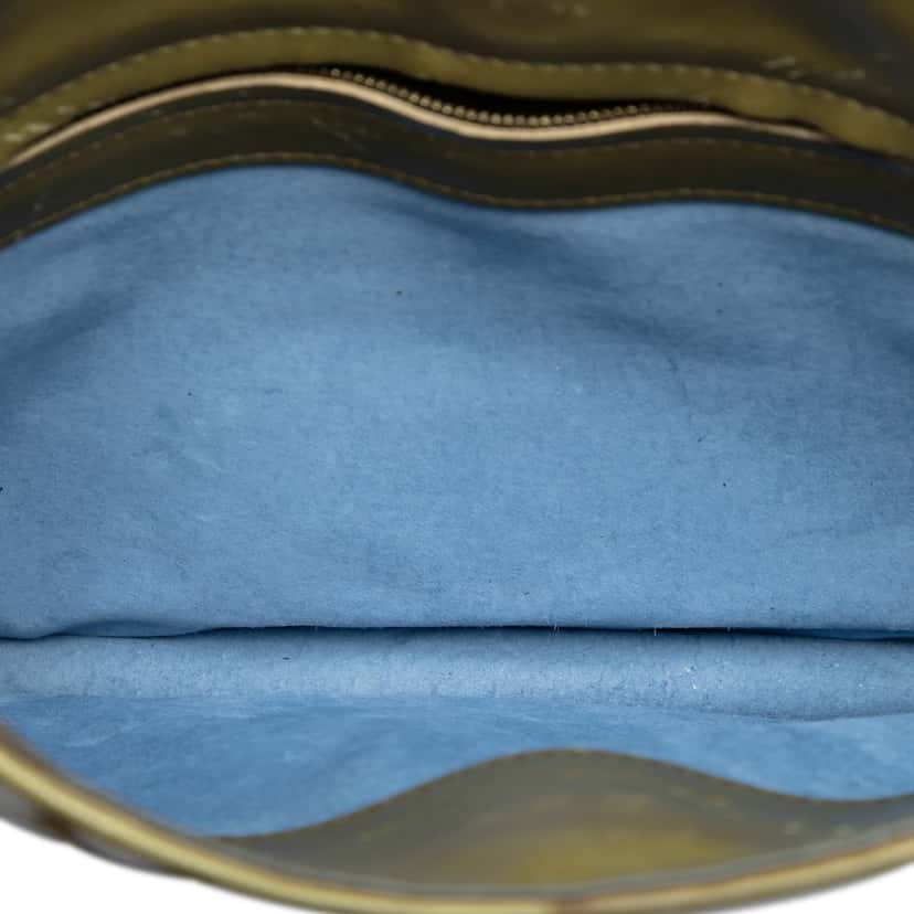 Bottega Veneta Metallic Nappa Intrecciato Shoulder Bag Gold Leather Good condition - Model View