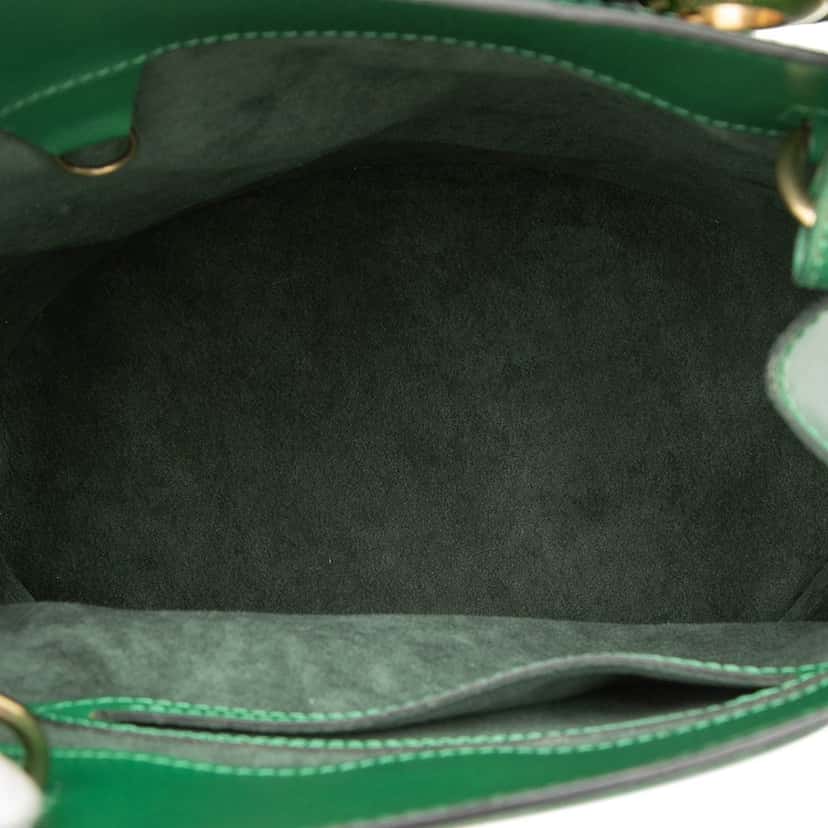 Louis Vuitton Epi Cluny Green Leather Good condition - Model View