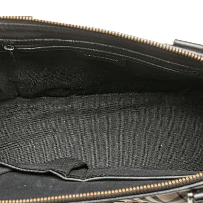 Burberry Nova Check Canvas Handbag Beige Very good condition - Model View