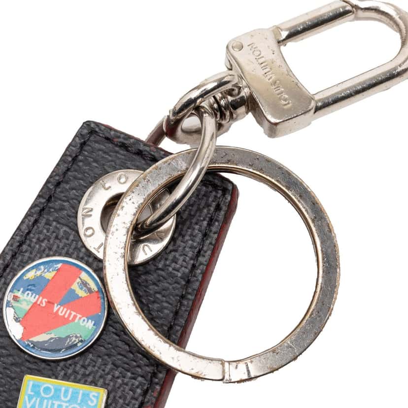 Louis Vuitton Damier Graphite Alps Enchappe Bag Charm and Key Holder Black Very good condition - Model View