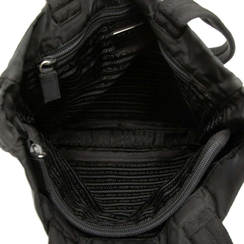 Prada Tessuto Tote Black Very good condition - Model View