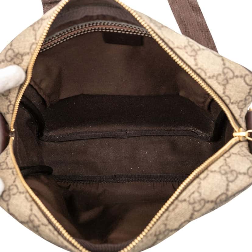 Gucci GG Supreme Crossbody Beige Very good condition - Model View
