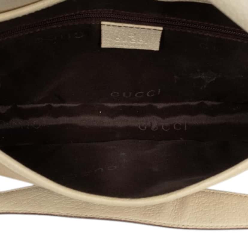 Gucci Canvas Jackie O Flap Brown Very good condition - Model View