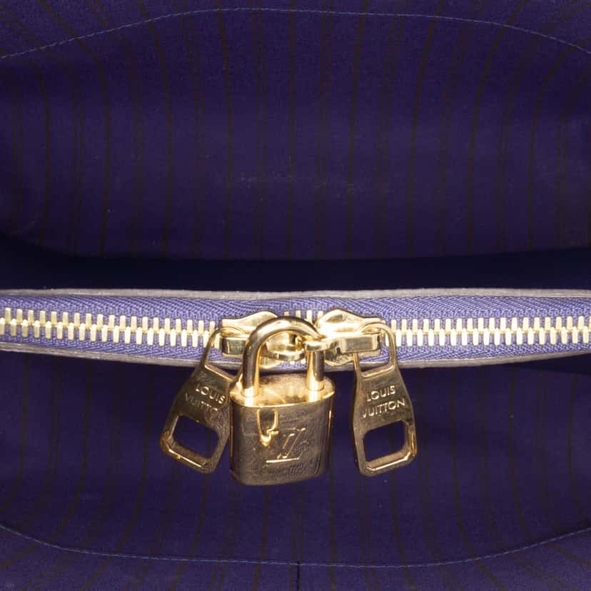 Louis Vuitton Monogram Empreinte Montaigne GM Blue Leather Very good condition - Model View