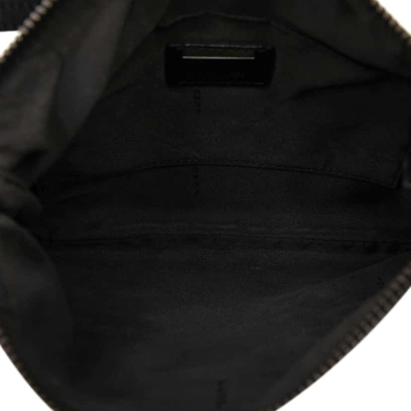 Fendi Zucchino Canvas Crossbody Black Very good condition - Model View