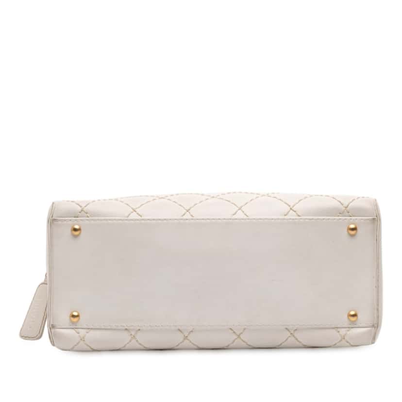 Chanel CC Lambskin Wild Stitch Handbag White Leather Never worn, with tag - Inside View