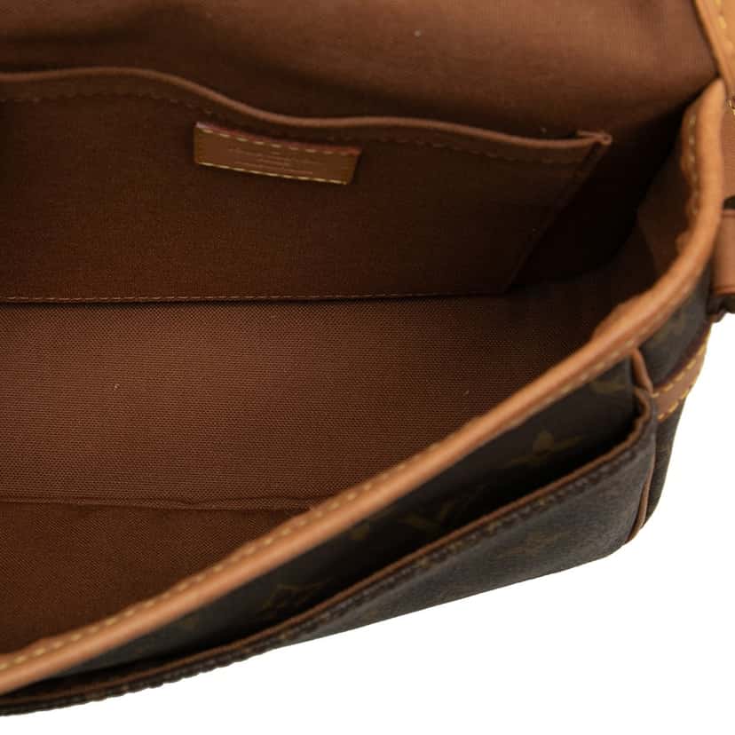 Louis Vuitton Monogram Sologne Brown Very good condition - Model View