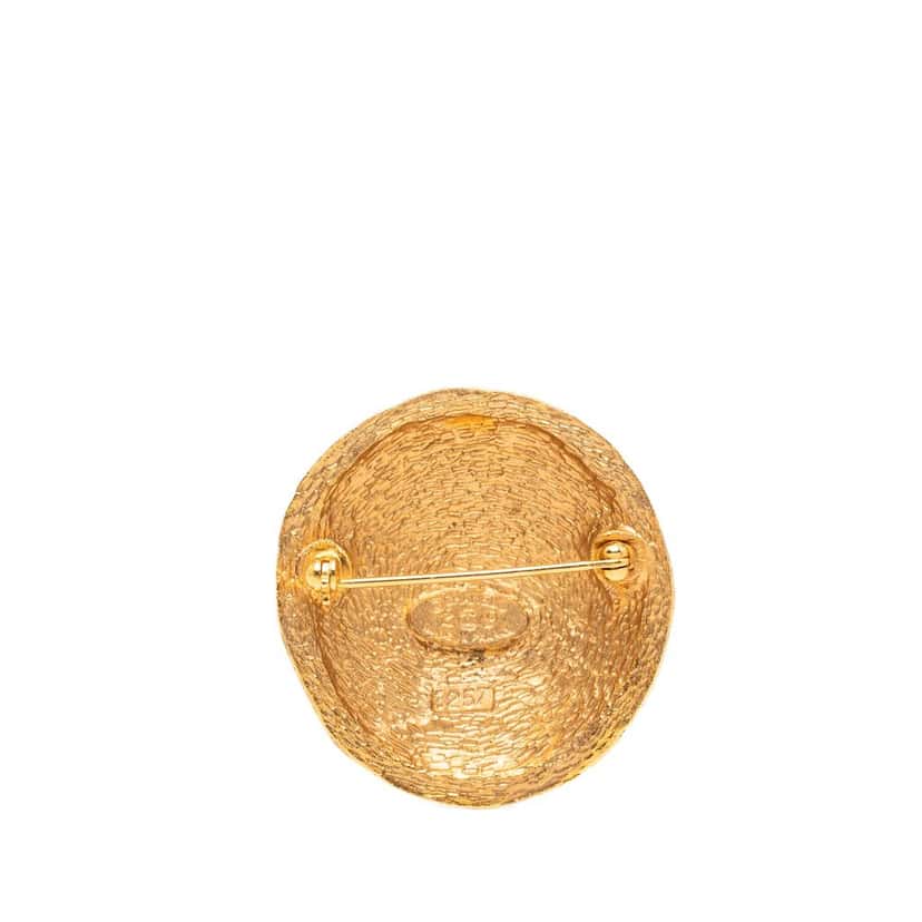 Chanel CC Gold Plated Round Pin Brooch Gold Metal Very good condition - Back View