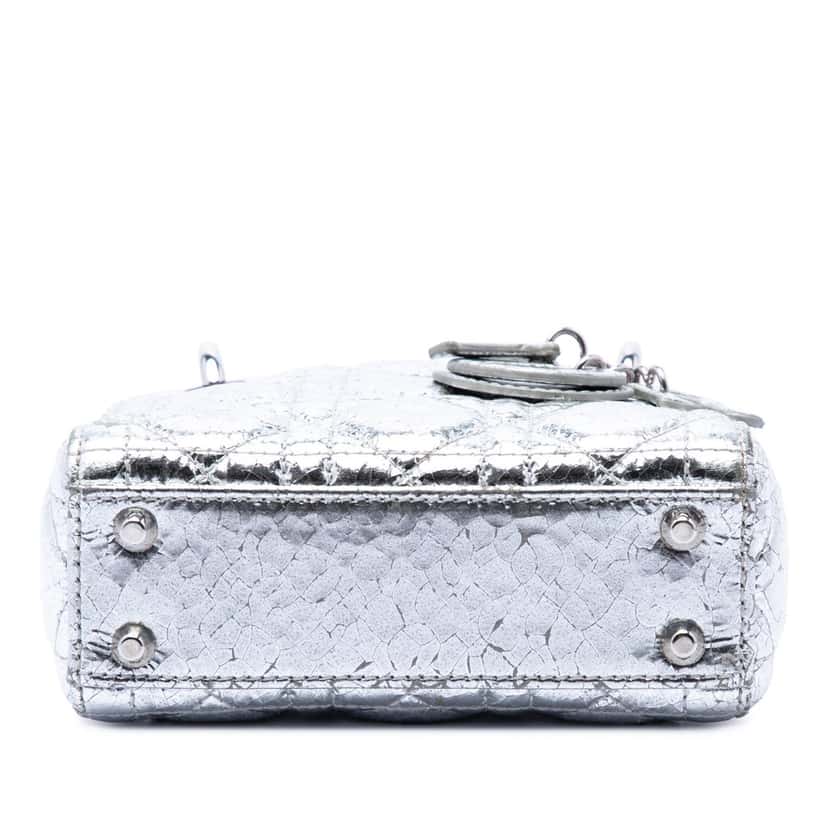 Dior Micro Metallic Crinkled Calfskin Cannage Lady Dior Silver Leather Very good condition - Inside View