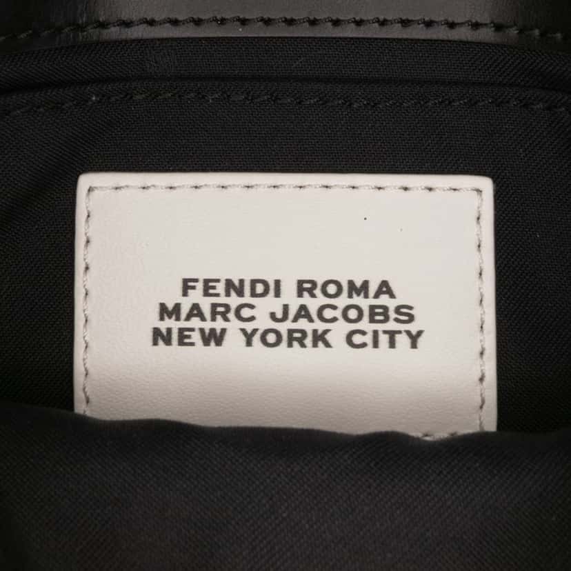 Fendi Marc Jacobs Nappa Vitello King Logo Print Baguette Phone Pouch Satchel White Leather Very good condition - Box View