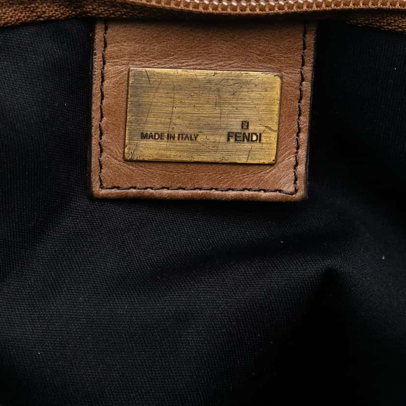 Fendi Zucca Canvas Travel Bag Brown Very good condition - Box View