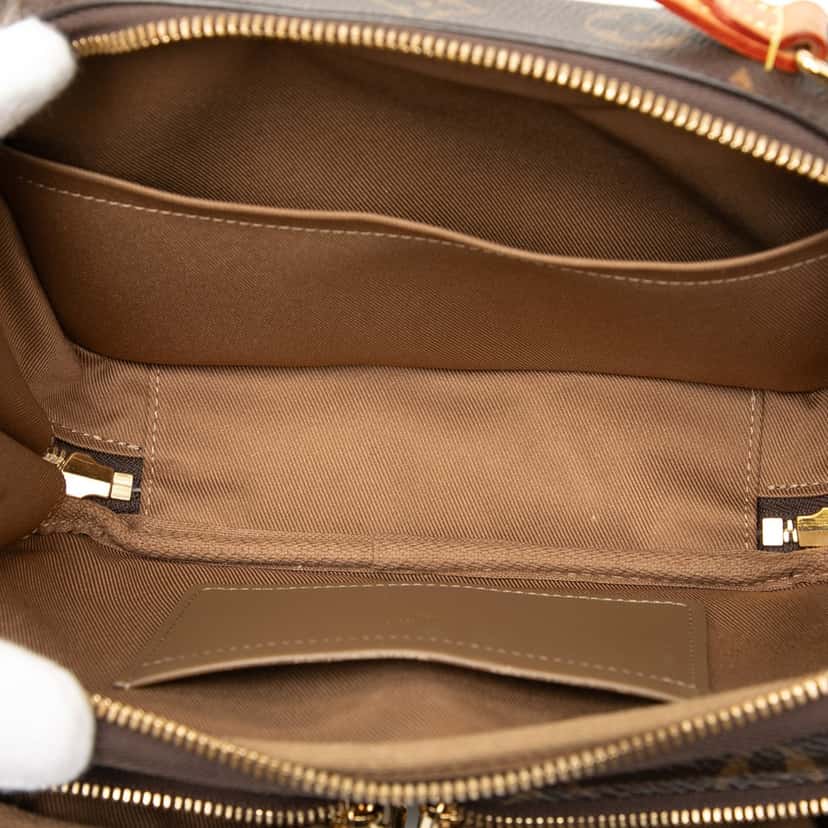 Louis Vuitton Monogram Utility Satchel Brown Very good condition - Model View