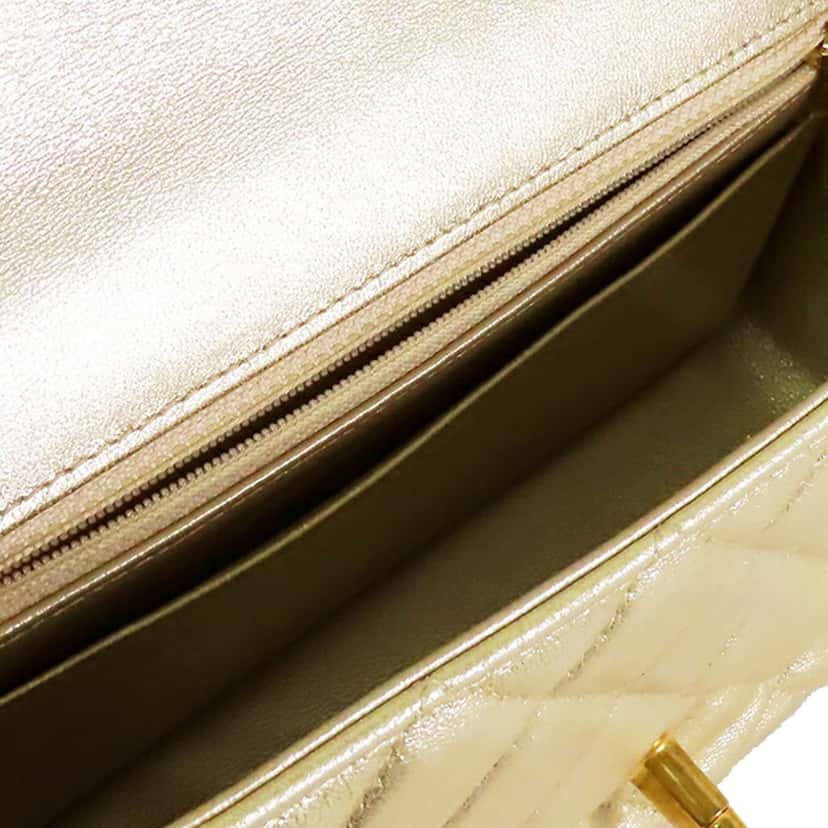 Chanel Mini Rectangular Classic Metallic Lambskin Single Flap Gold Leather Very good condition - Model View