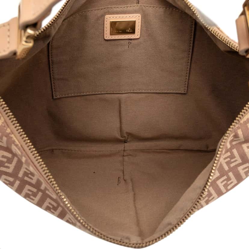 Fendi Zucchino Canvas Hobo Beige Good condition - Model View