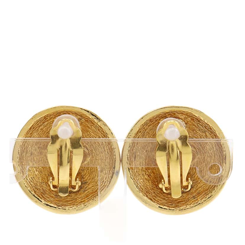 Chanel CC Gold Plated Quilted Round Clip On Earrings Gold Metal Very good condition - Inside View