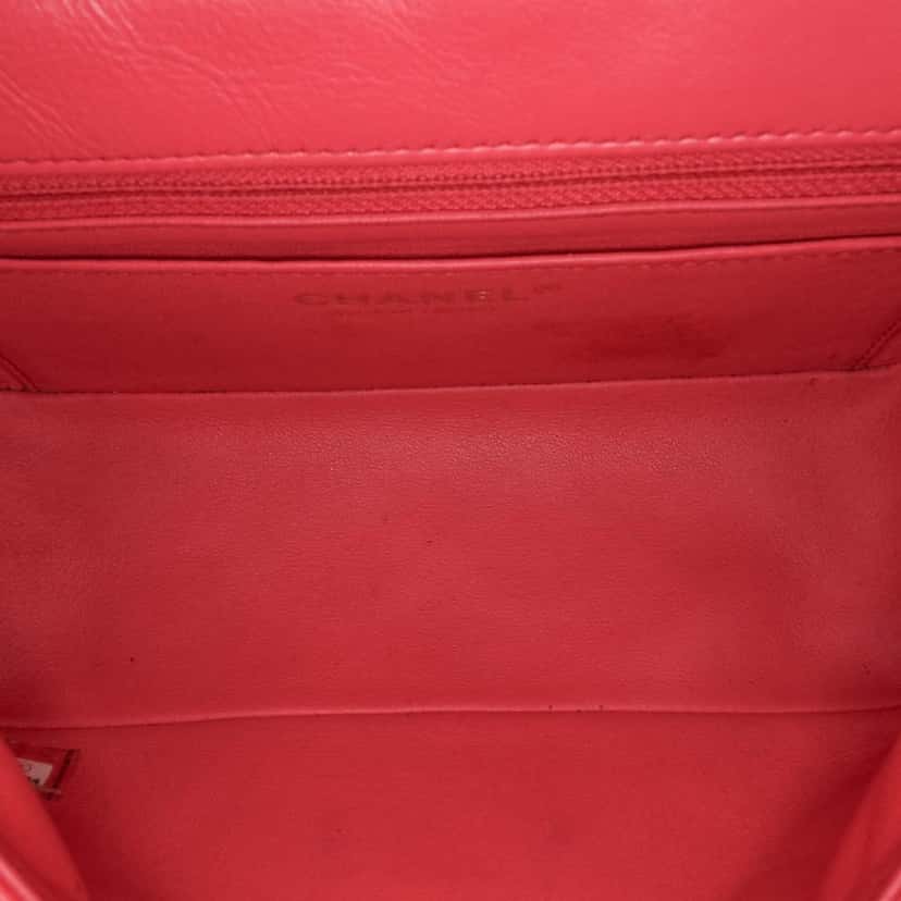Chanel Mini Reissue 2.55 Calfskin Flap Pink Leather Very good condition - Model View