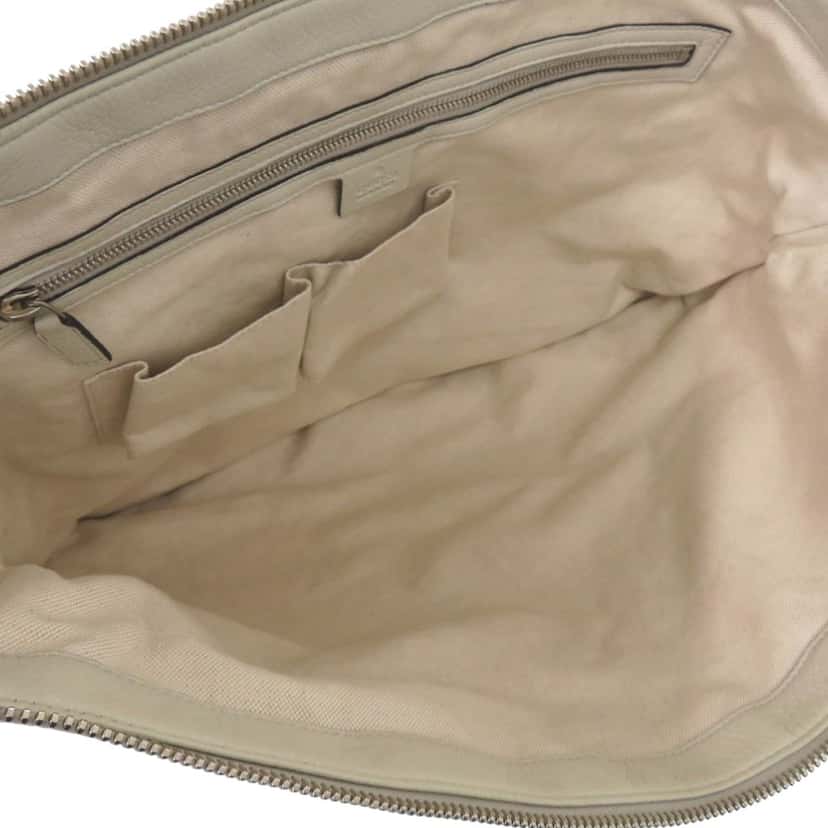 Gucci Calfskin Half Moon Hobo Beige Leather Very good condition - Model View