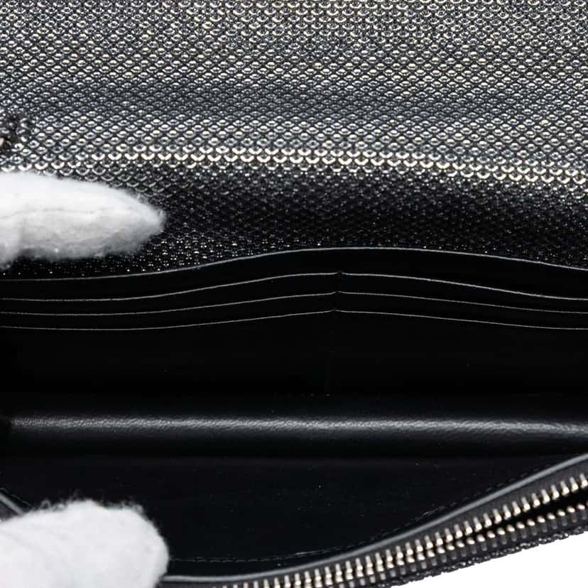 Saint Laurent Metallic Mesh Monogram Tassel Kate Wallet on Chain Silver Very good condition - Model View