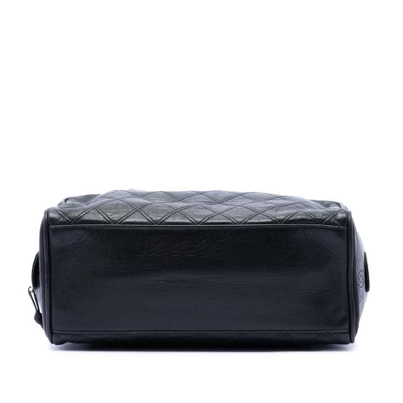 Chanel Quilted Lambskin Cosmetic Pouch Black Leather Very good condition - Inside View
