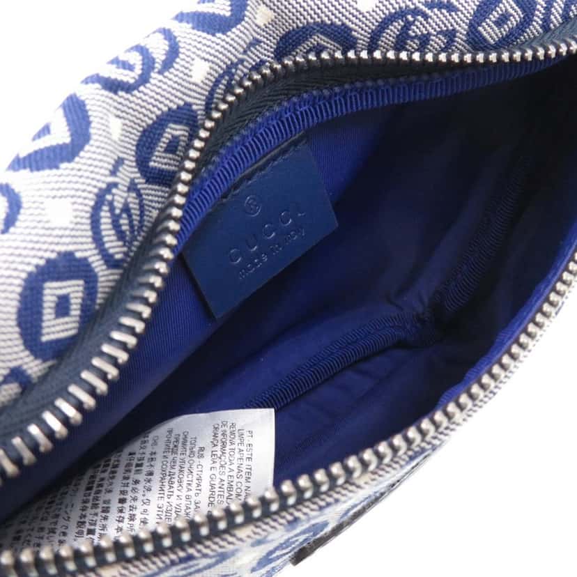 Gucci Kids GG Canvas Stars Web Belt Bag Blue Very good condition - Model View