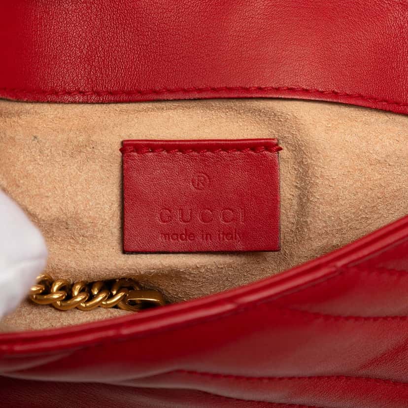 Gucci Mini GG Marmont Matelasse Leather Flap Crossbody Red Leather Very good condition - Box View