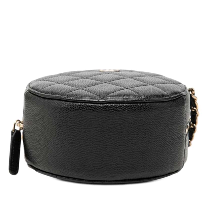 Chanel CC Quilted Caviar Round Clutch With Chain Black Leather Very good condition - Inside View
