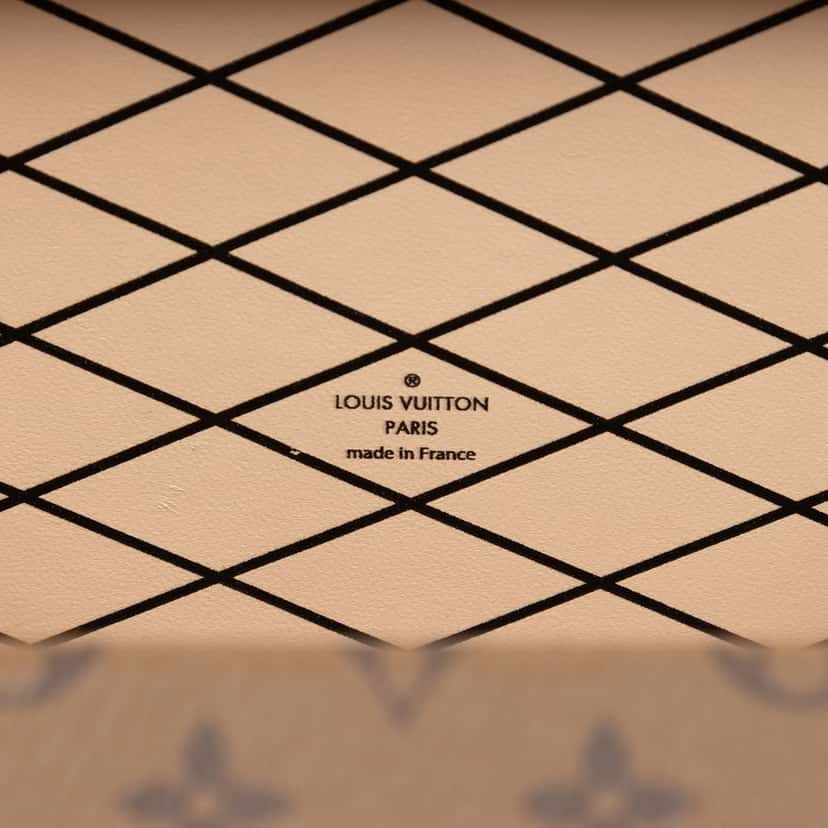 Louis Vuitton Monogram Reverse Petite Malle Brown Very good condition - Box View