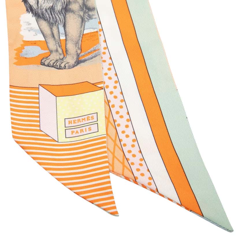 Hermès Grand Theatre Nouveau Silk Twilly Scarf Orange Very good condition - Back View