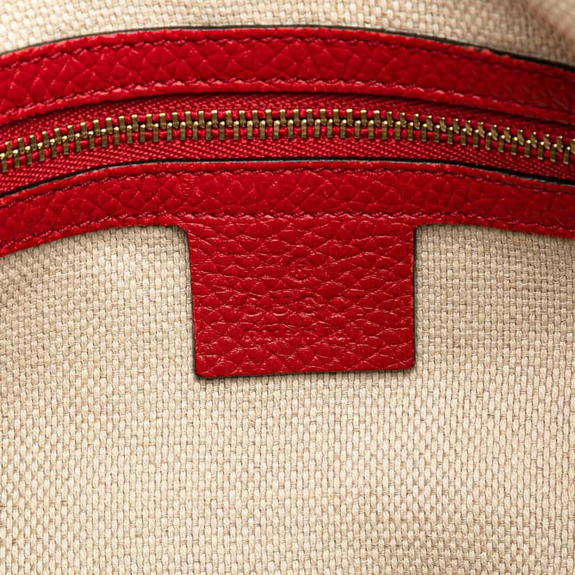 Gucci Large Pebbled Calfskin Soho Convertible Hobo Red Leather Very good condition - Box View