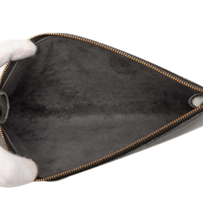 Louis Vuitton Epi Pochette Accessoires Black Leather Very good condition - Model View
