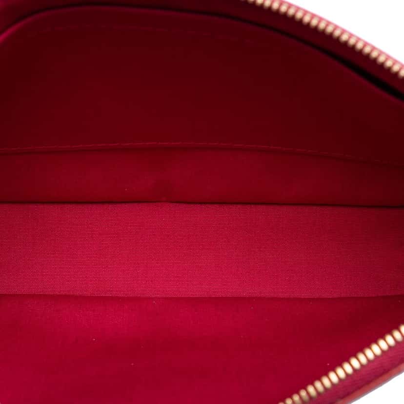Louis Vuitton Monogram Vernis Pochette Accessoires Red Leather Very good condition - Model View